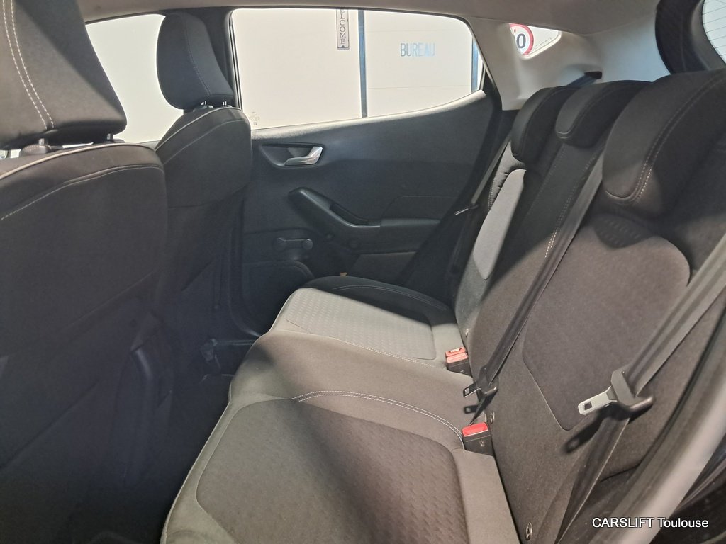 Ford Fiesta - Photo 11