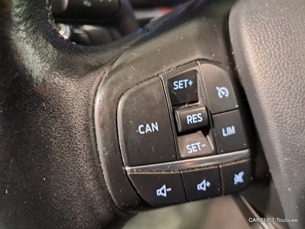 Ford Fiesta - Photo 17