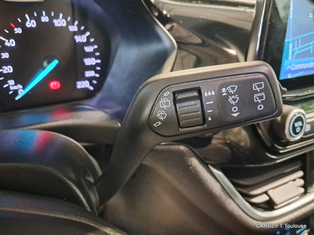 Ford Fiesta - Photo 20
