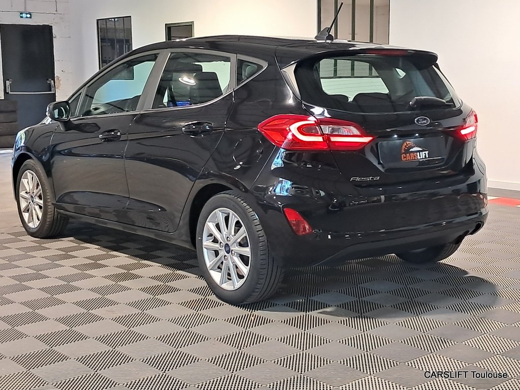 Ford Fiesta - Photo 22