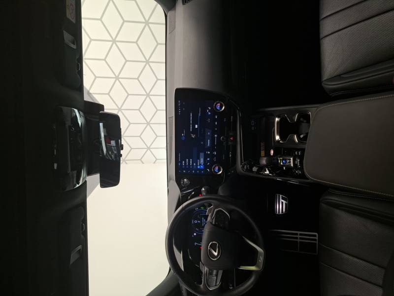 Lexus NX - Photo 11