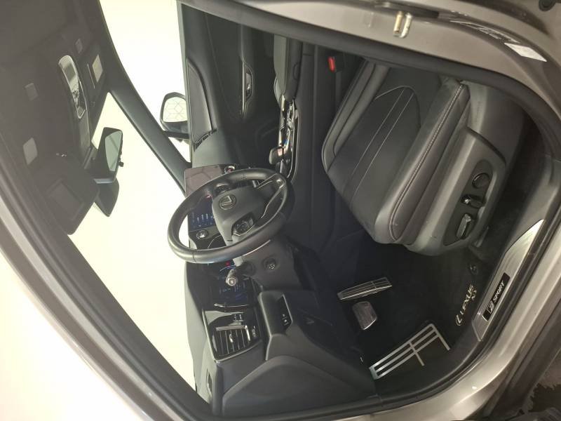 Lexus NX - Photo 10