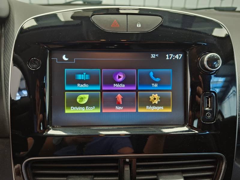 Renault Clio - Photo 21