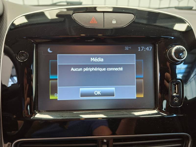 Renault Clio - Photo 22