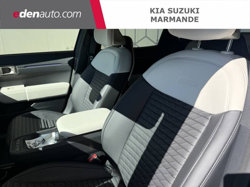 Kia EV4 - Photo 17