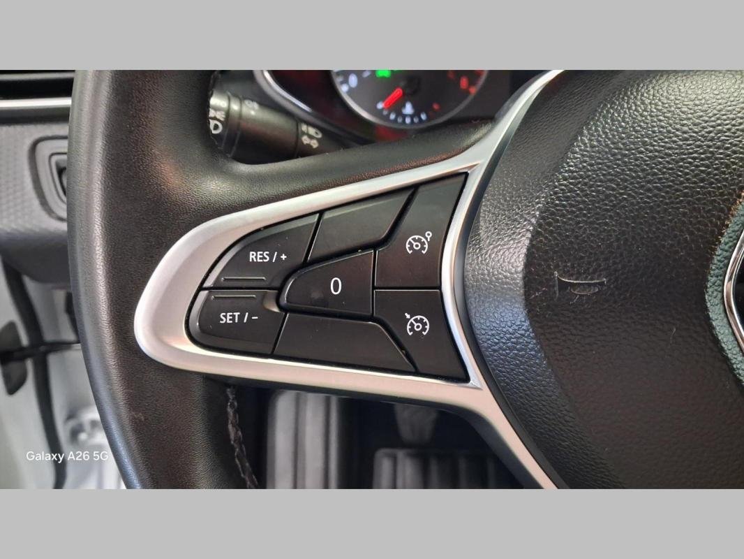 Renault Clio - Photo 15