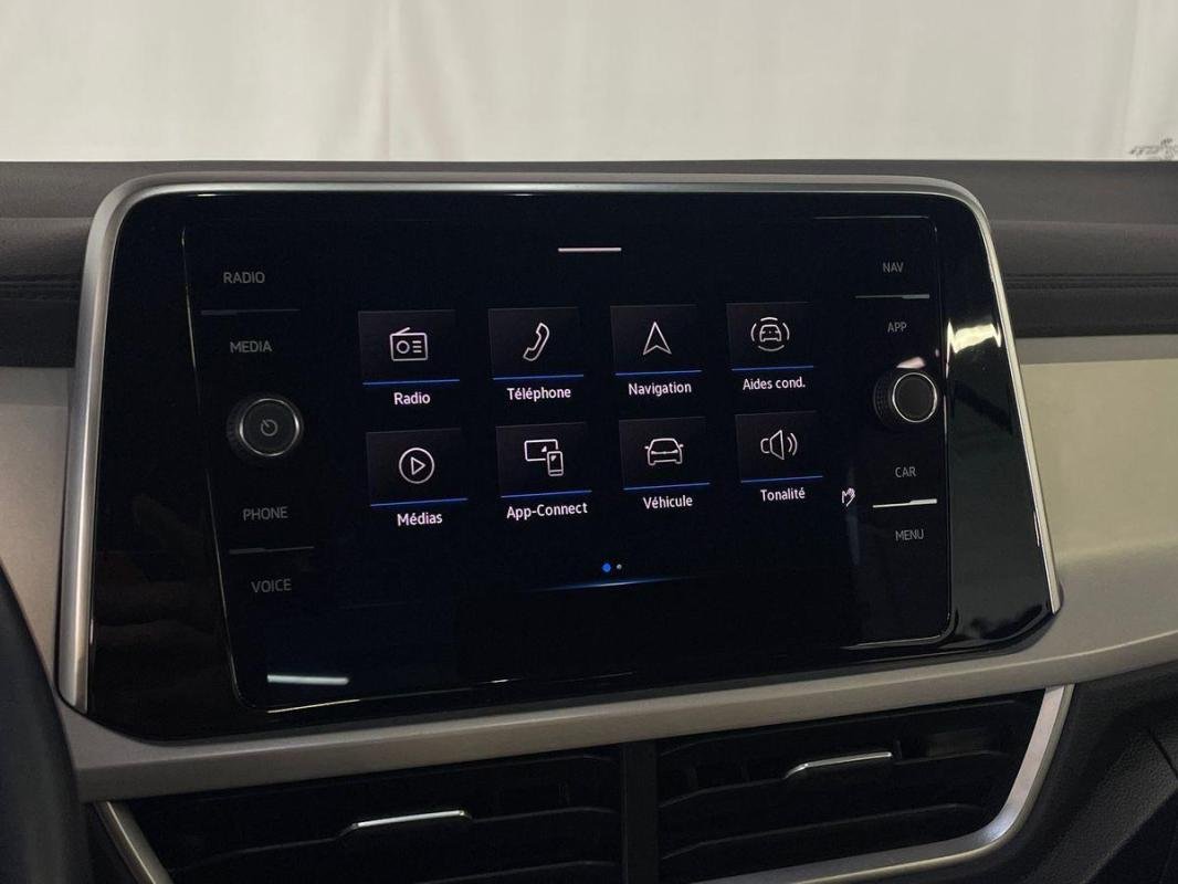 Volkswagen T-Roc - Photo 16