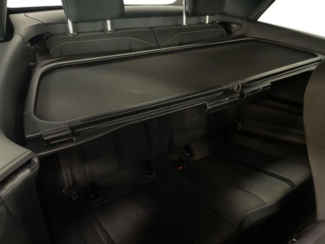 Volkswagen T-Roc - Photo 23