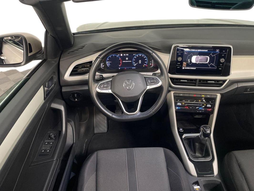Volkswagen T-Roc - Photo 24