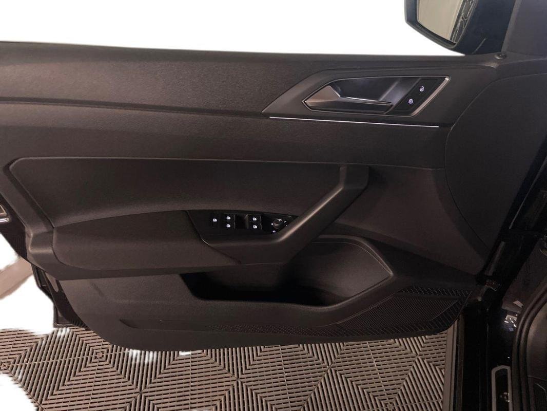 Volkswagen Polo - Photo 15