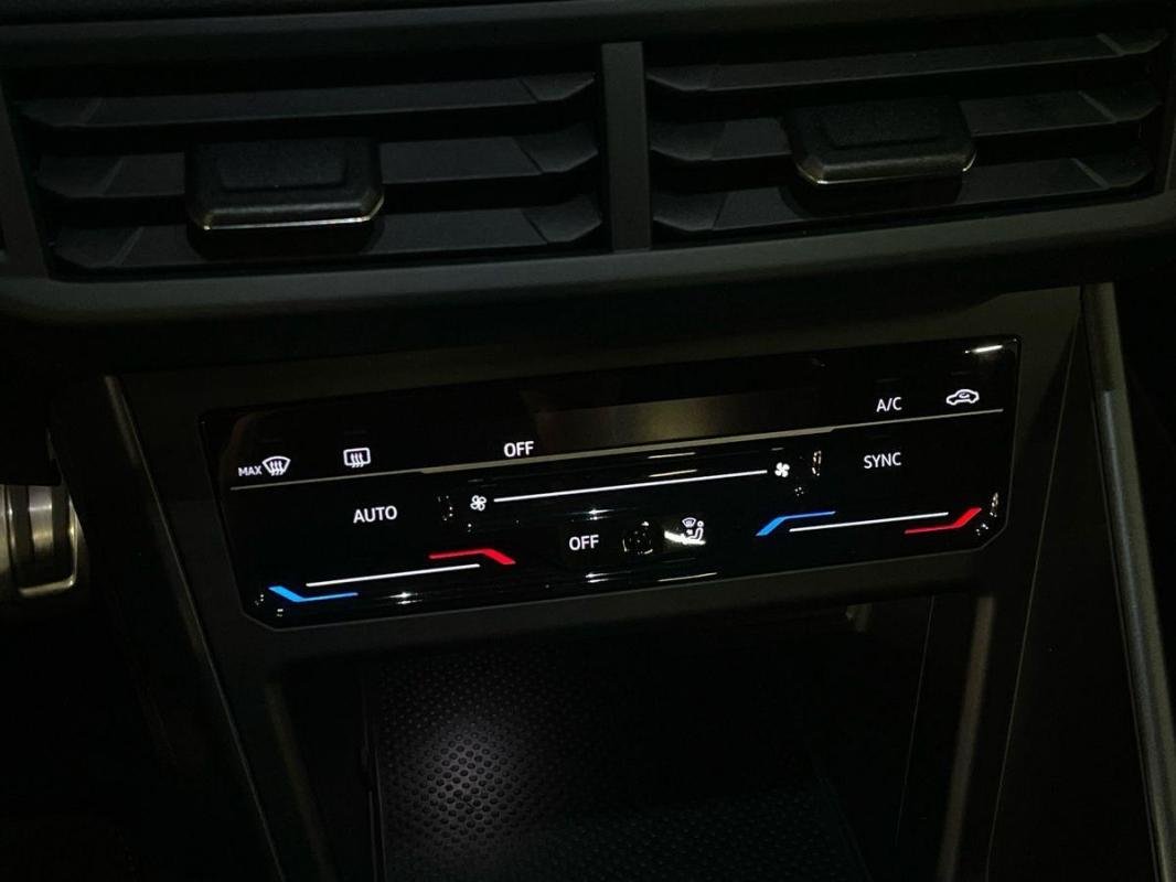 Volkswagen Polo - Photo 19