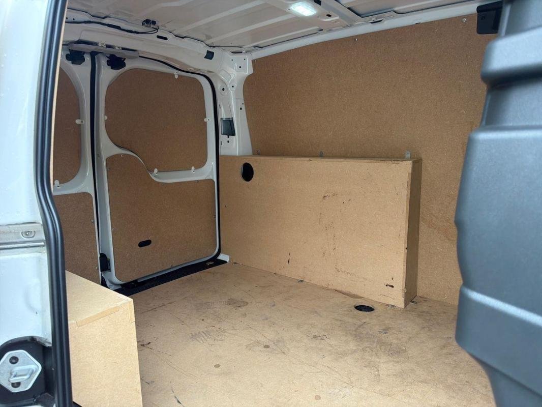 Volkswagen Caddy - Photo 24