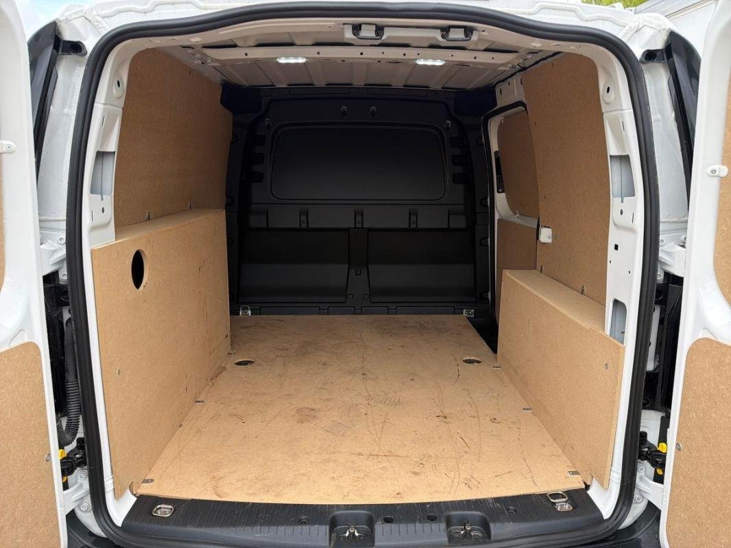 Volkswagen Caddy - Photo 31
