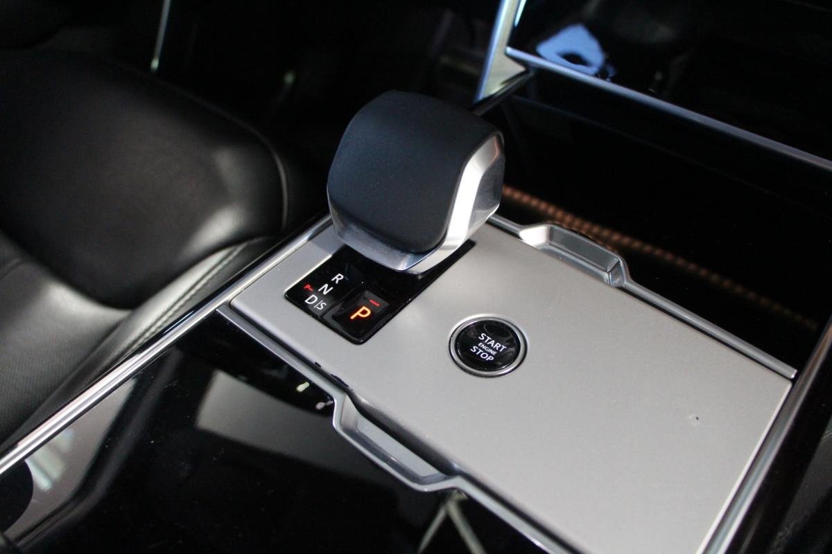 Land Rover Range Rover - Photo 23