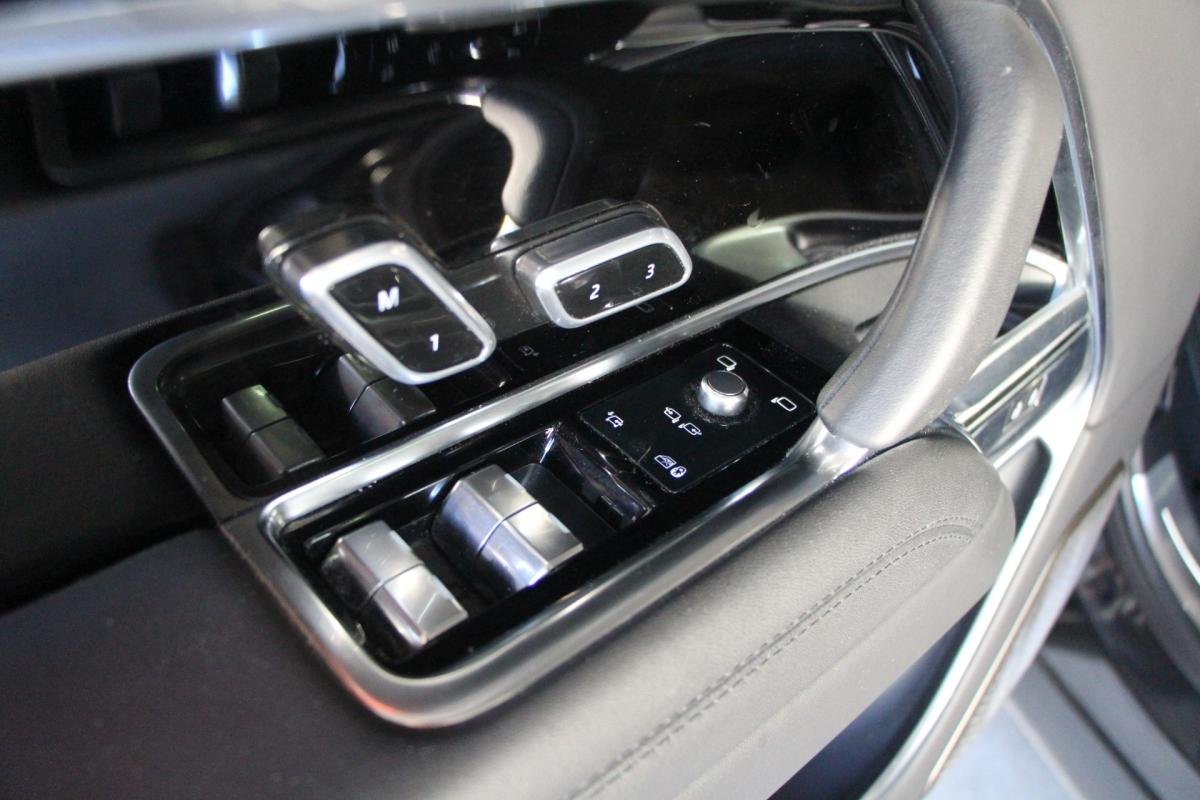 Land Rover Range Rover - Photo 9
