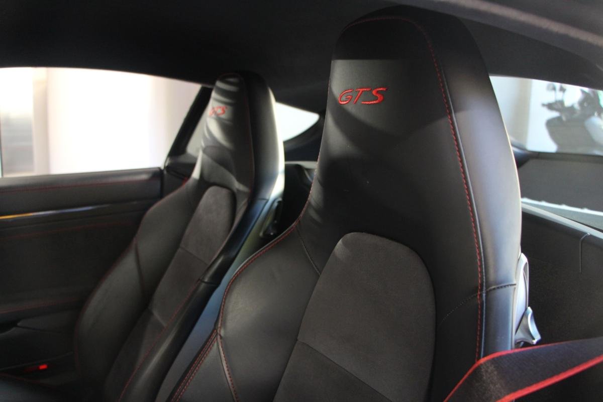 Porsche Cayman - Photo 11