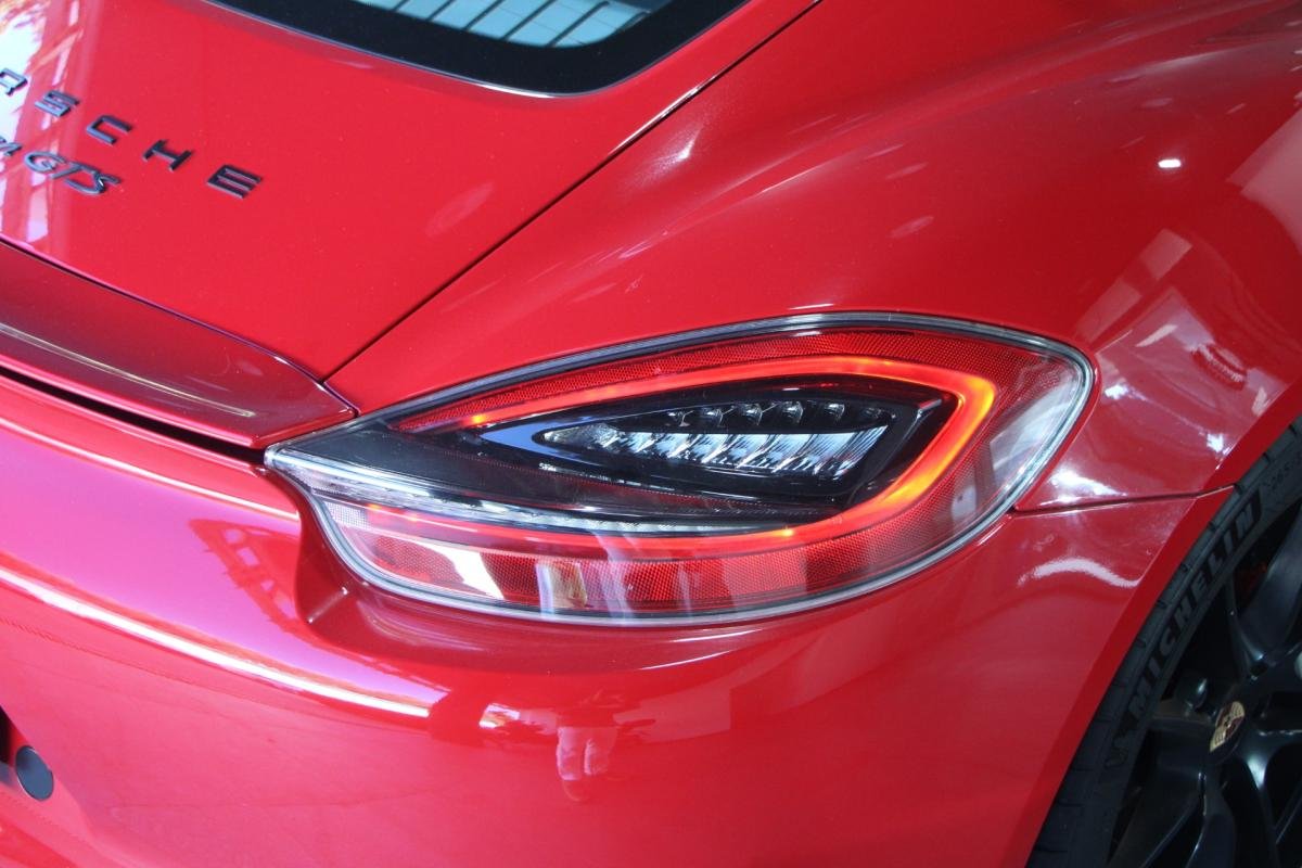 Porsche Cayman - Photo 5