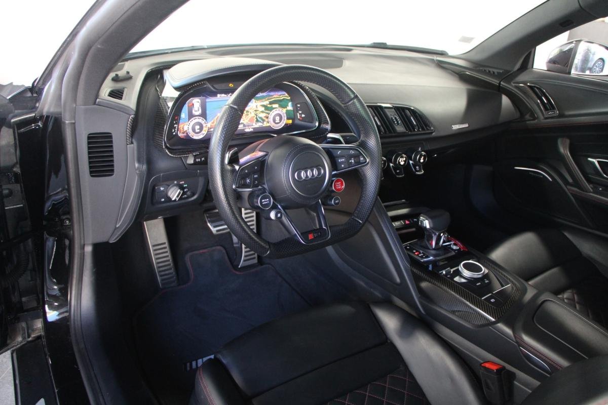 Audi R8 - Photo 13