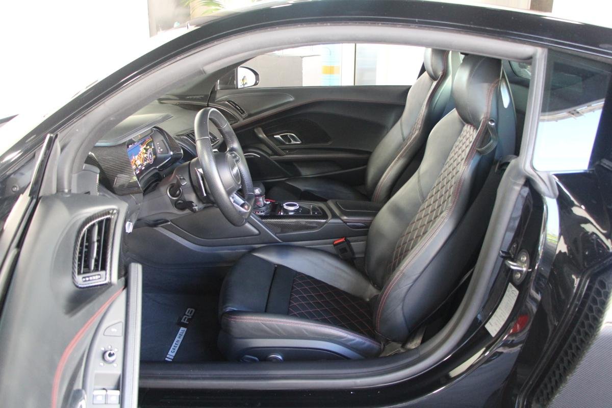 Audi R8 - Photo 14