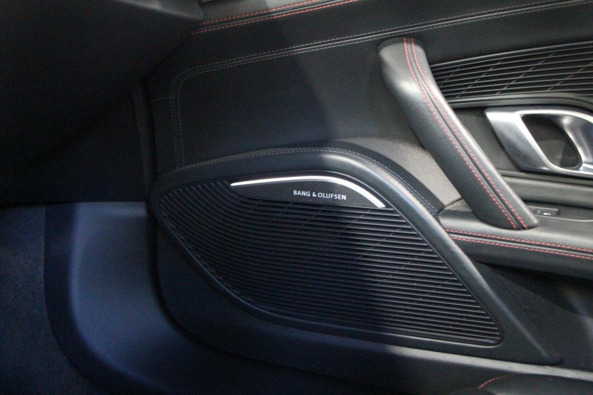 Audi R8 - Photo 25
