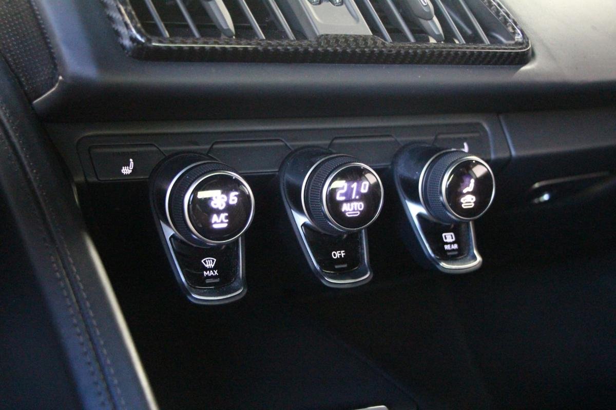 Audi R8 - Photo 26