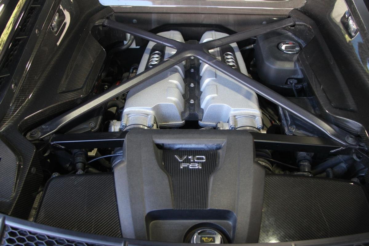 Audi R8 - Photo 30