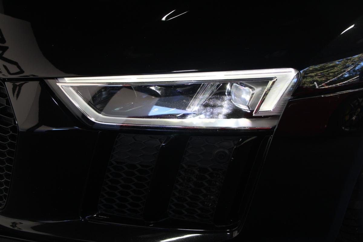 Audi R8 - Photo 32