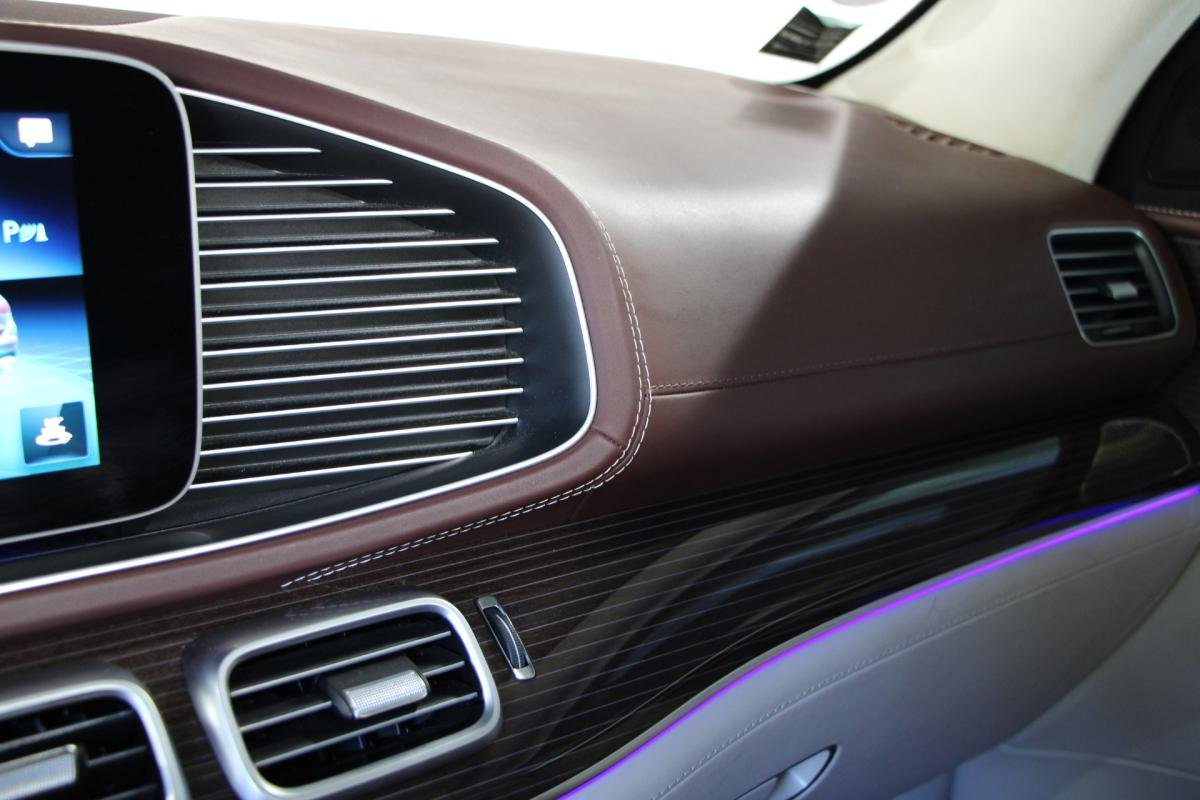 Mercedes GLS - Photo 28