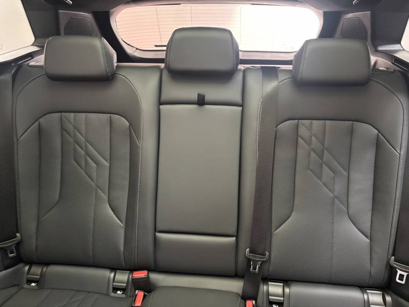 BMW X3 - Photo 24
