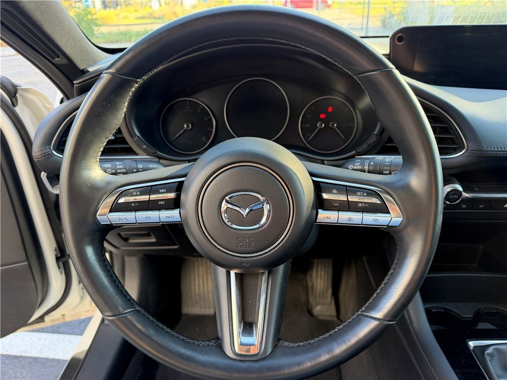 Mazda 3 - Photo 14