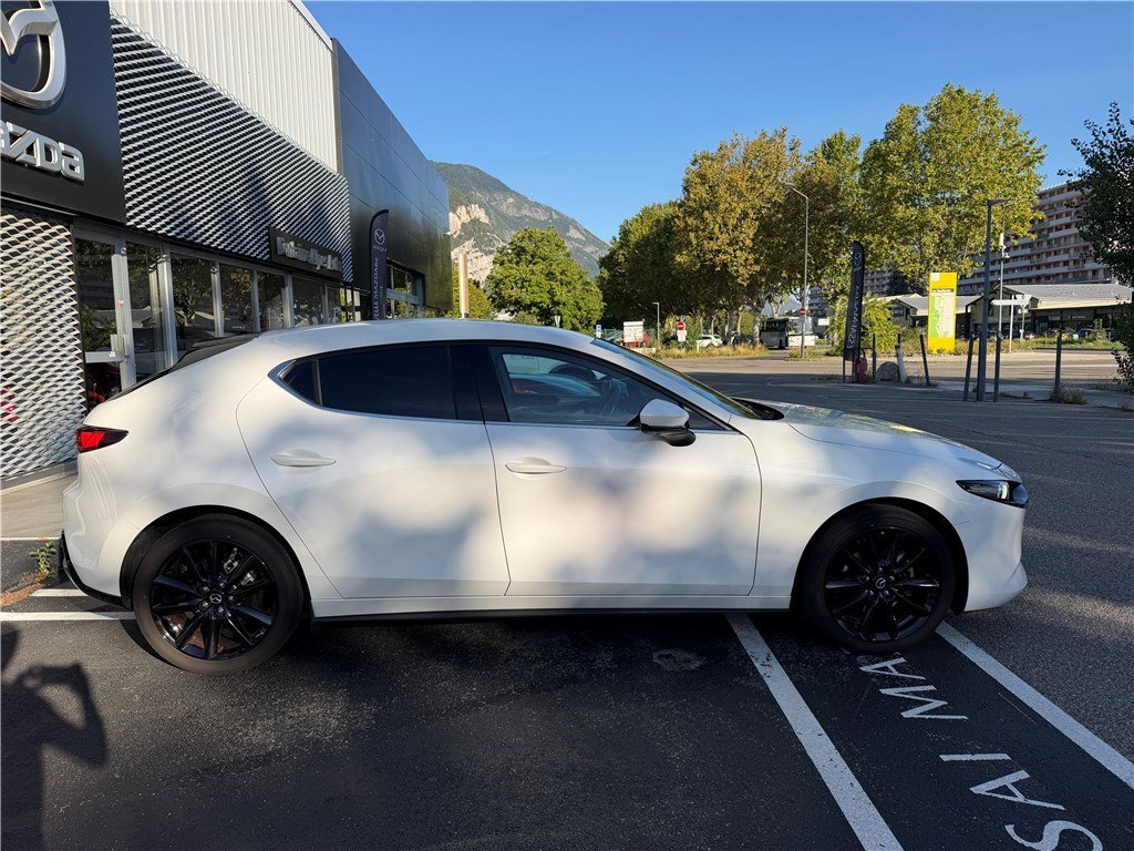 Mazda 3 - Photo 4