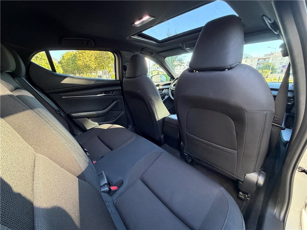 Mazda 3 - Photo 10