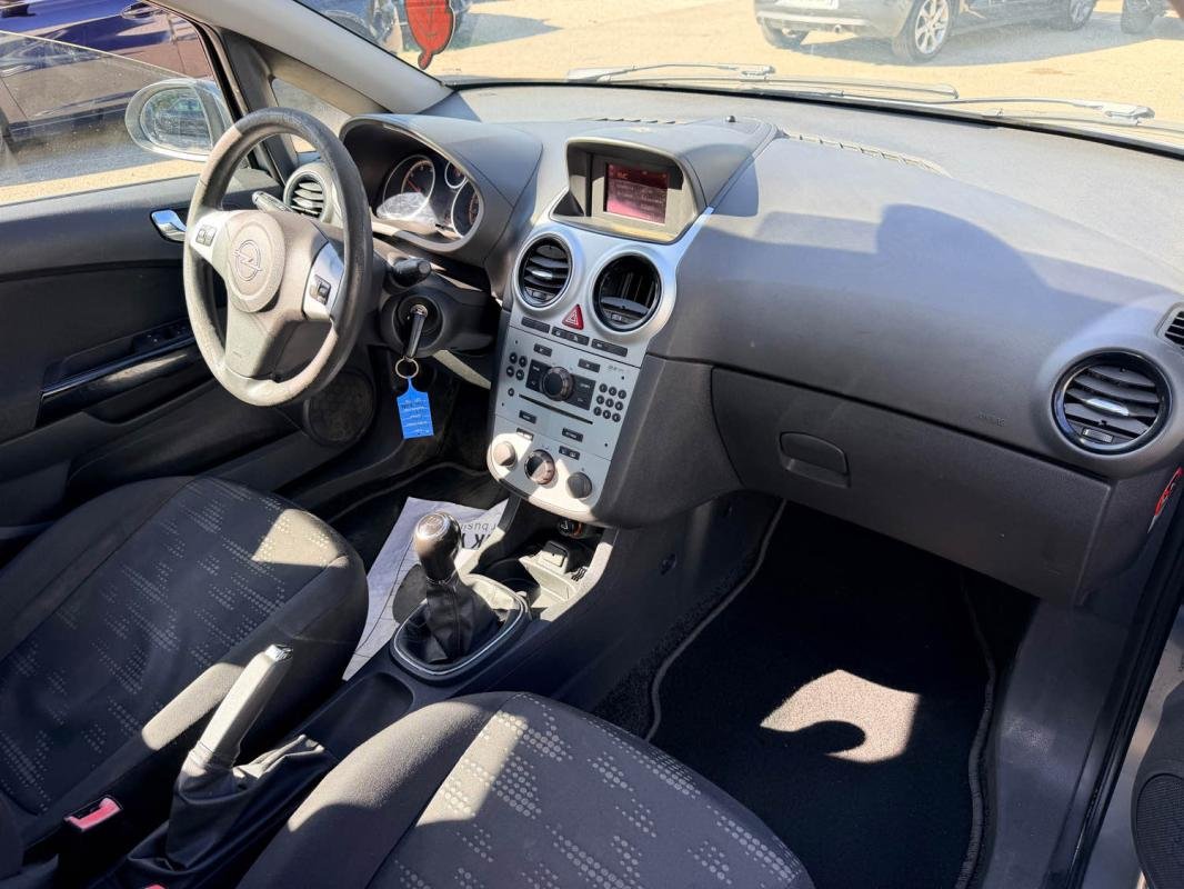 Opel Corsa - Photo 16