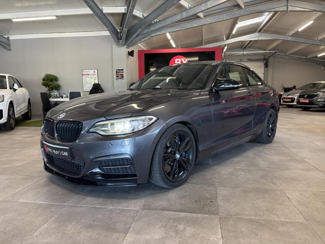 BMW Serie 2 - Photo 1