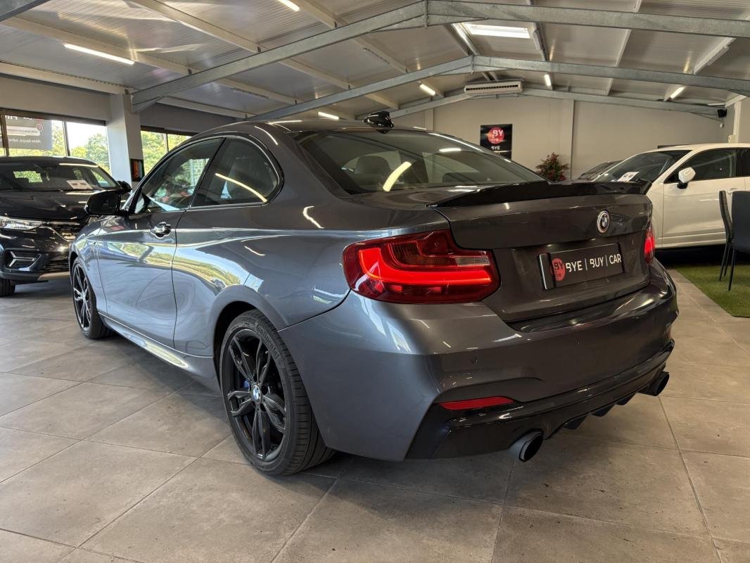 BMW Serie 2 - Photo 4