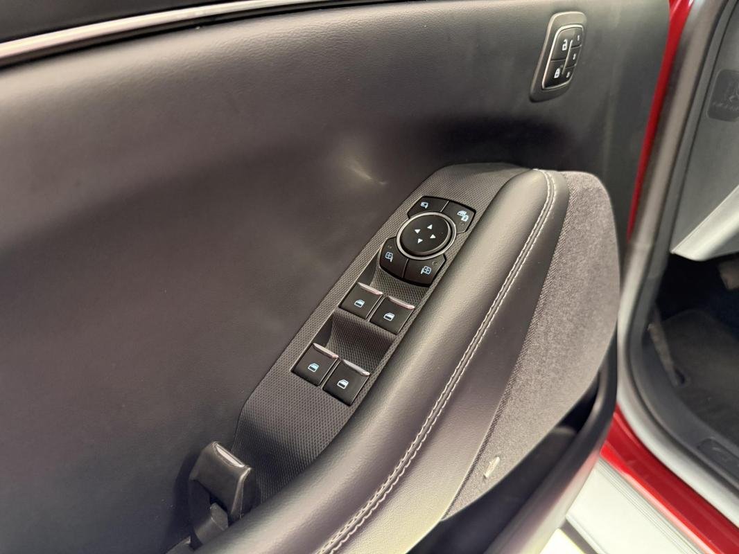Ford Mustang - Photo 13