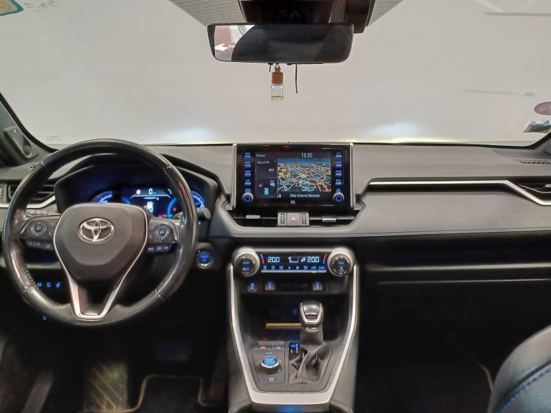 Toyota RAV4 - Photo 11