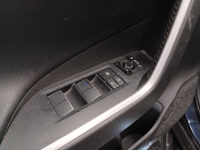 Toyota RAV4 - Photo 15