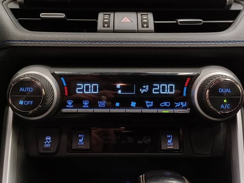 Toyota RAV4 - Photo 25