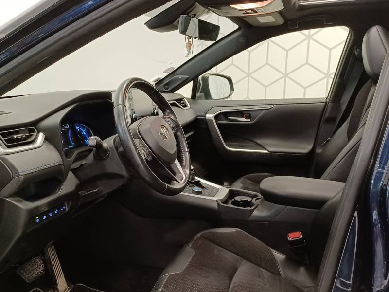 Toyota RAV4 - Photo 10