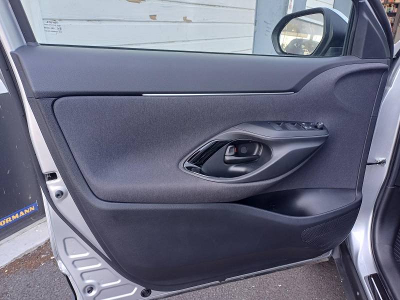 Toyota Yaris - Photo 13