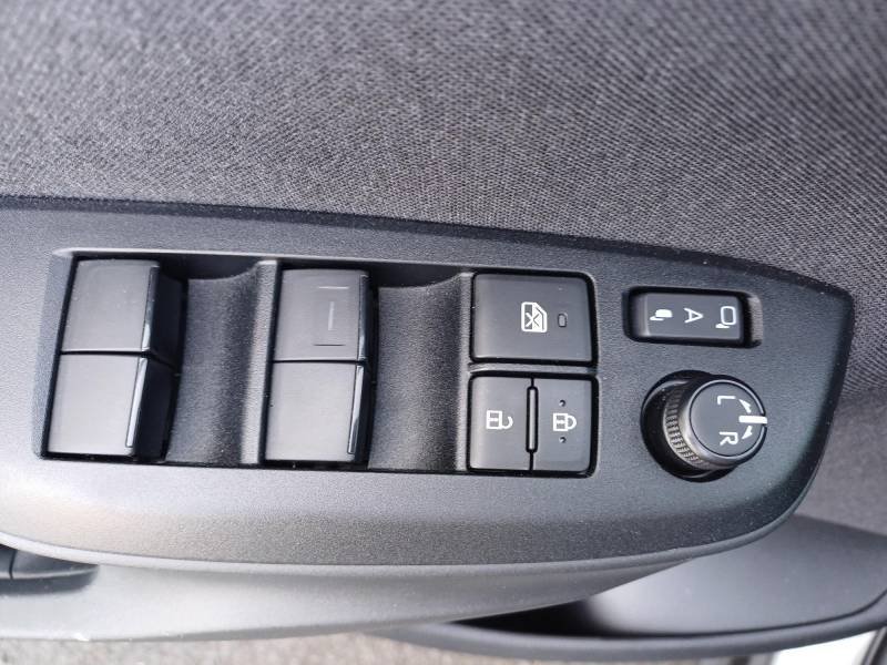 Toyota Yaris - Photo 14