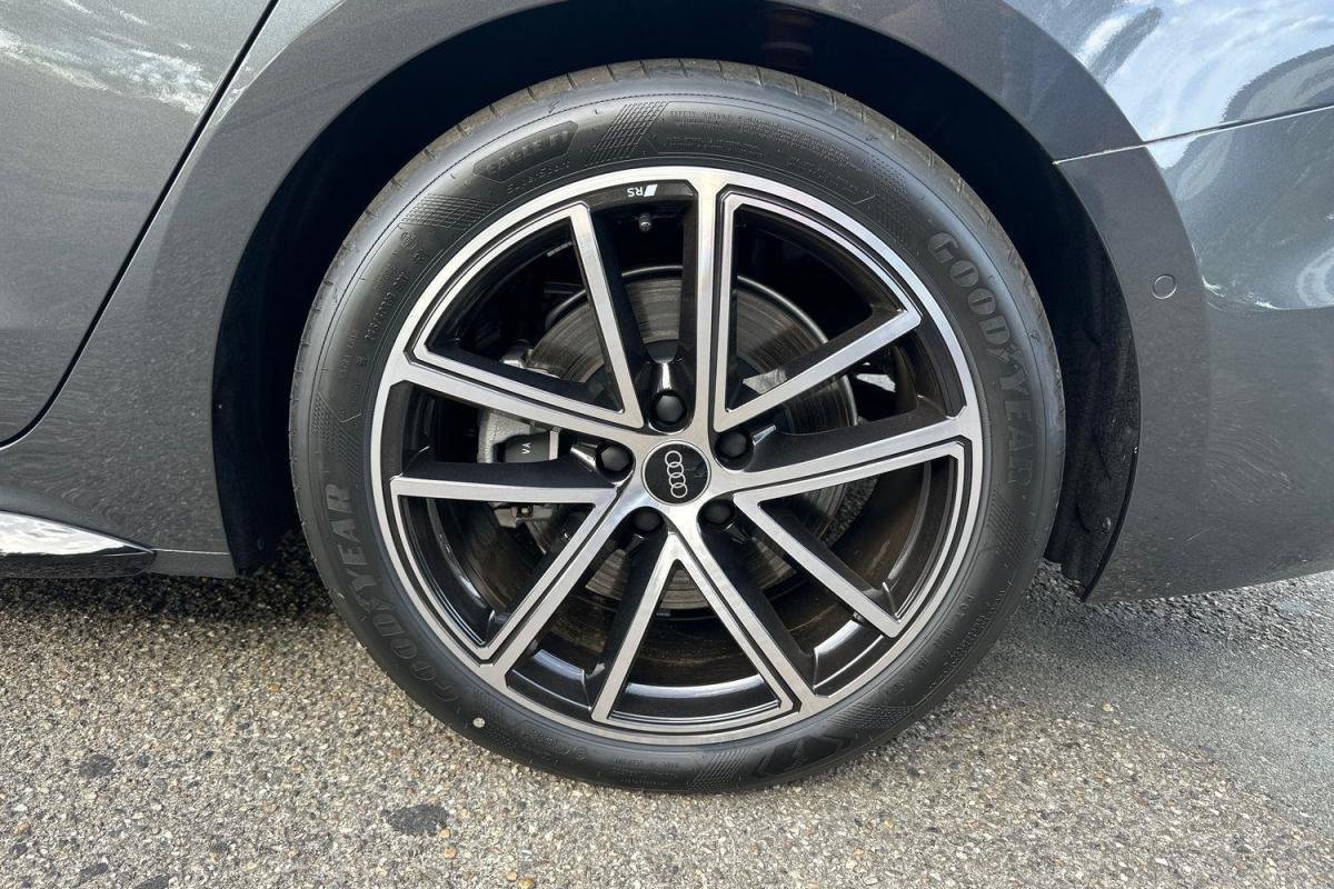 Audi A5 - Photo 6