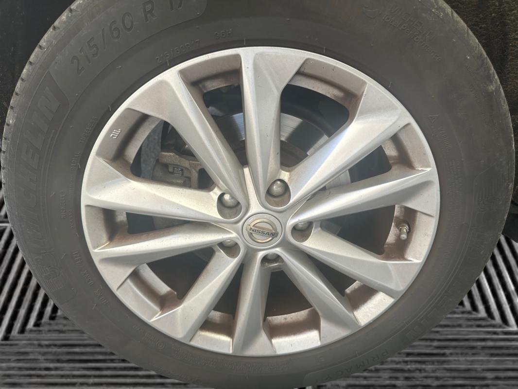 Nissan Qashqai - Photo 21