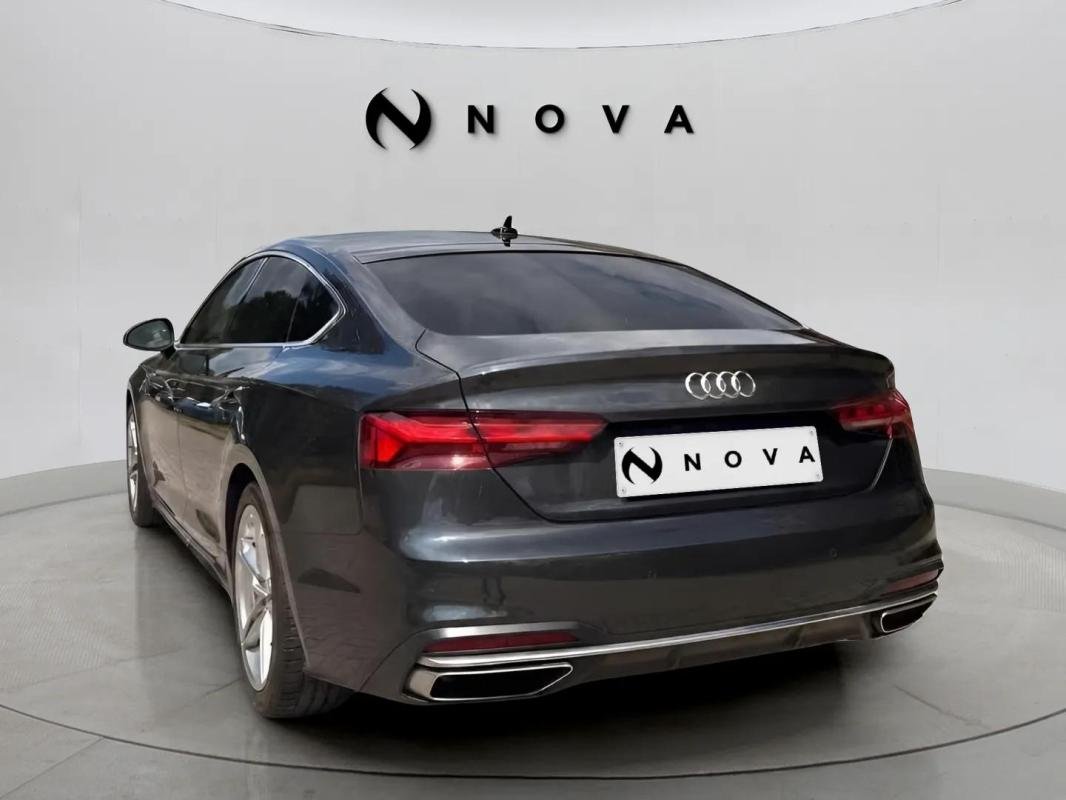 Audi A5 - Photo 3