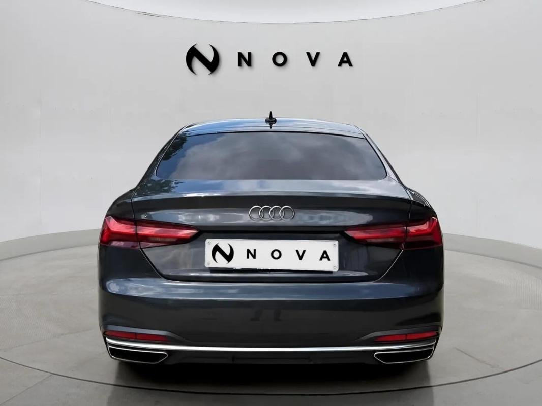 Audi A5 - Photo 4