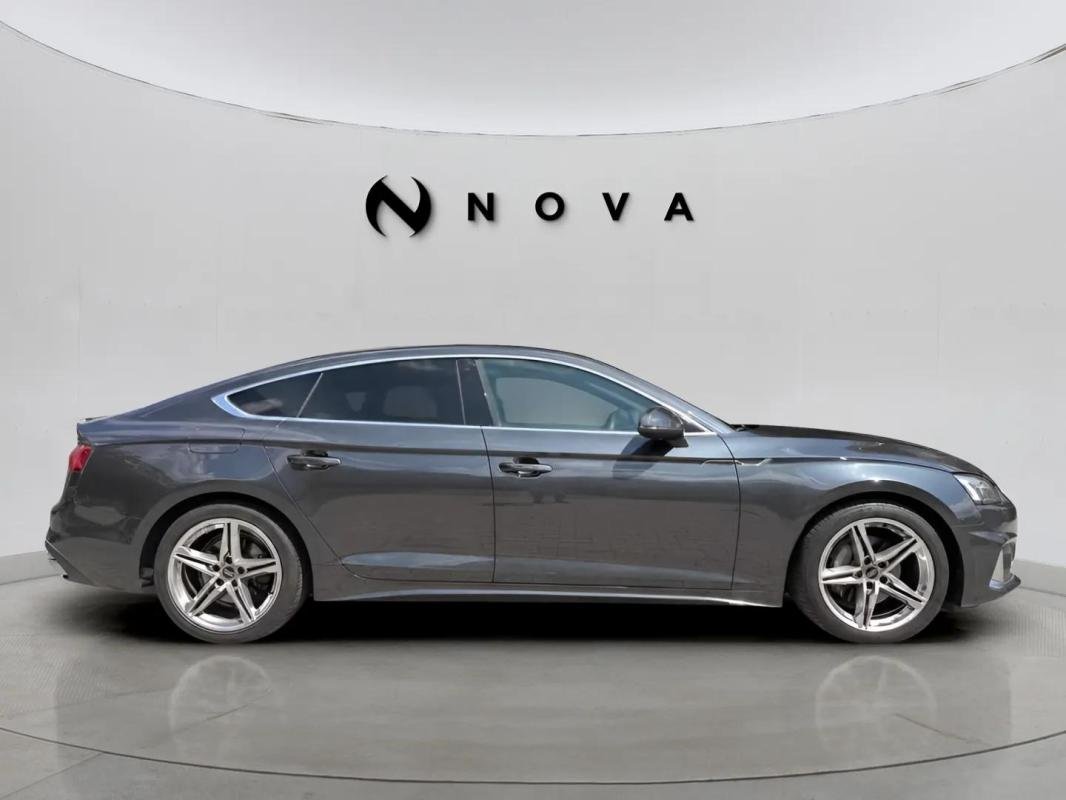 Audi A5 - Photo 6
