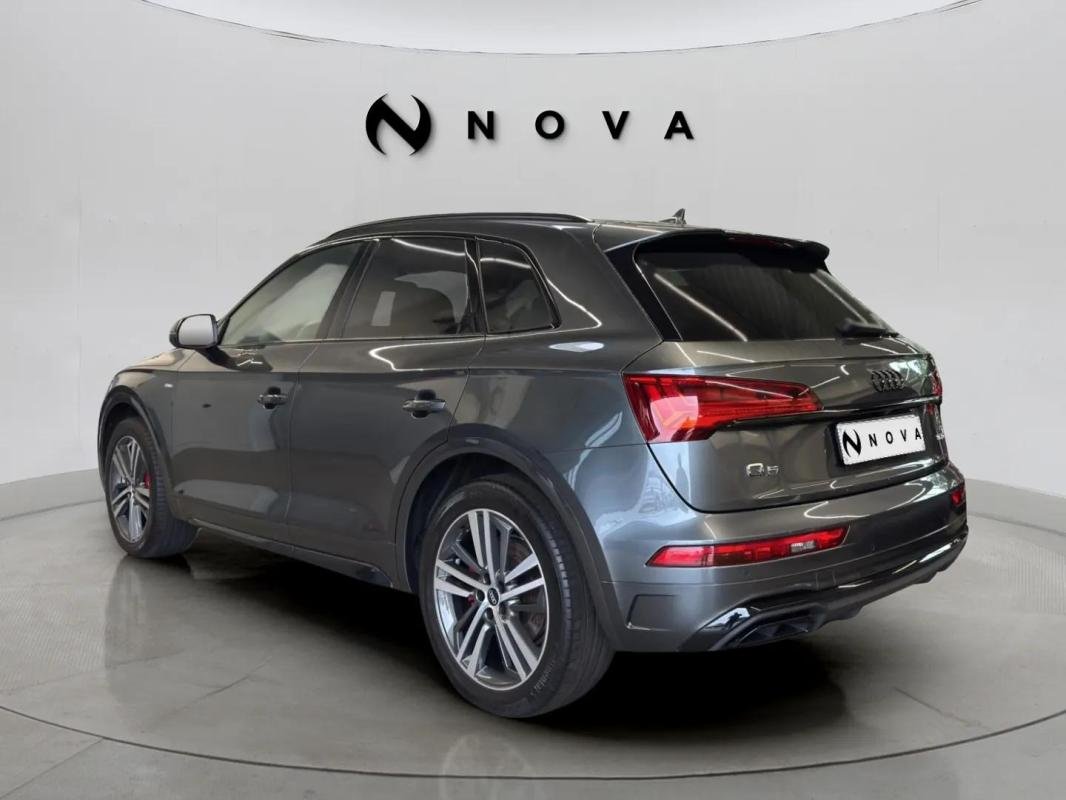 Audi Q5 - Photo 3