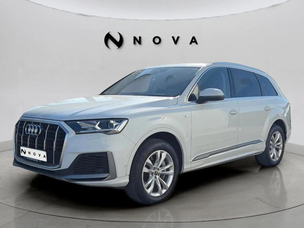 Audi Q7 - Photo 1