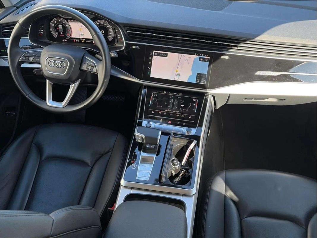 Audi Q7 - Photo 11